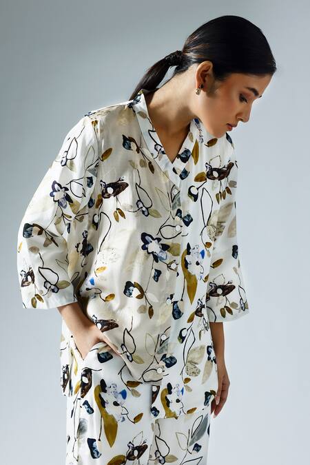 Shop Klad White Satin Printed Abstract Floral Mandarin Shirt And Slit Pant Co-ord Set Online at Aza Fashions Shop_Klad_White Satin Printed Abstract Floral Mandarin Shirt And Slit Pant Co-ord Set_Online_at_Aza_Fashions
