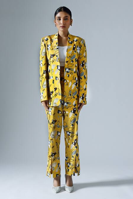 Klad_Yellow Cotton Printed Abstract Geometric Lapel Collar Blazer_Online_at_Aza_Fashions