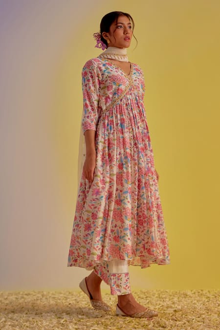 Shop Label Mansi Nagdev Ivory Chanderi Embroidery, Tassels Zoya Floral Digital Print Anarkali Pant Set at Aza Fashions Shop_Label Mansi Nagdev_Ivory Chanderi Embroidery, Tassels Zoya Floral Digital Print Anarkali Pant Set _at_Aza_Fashions