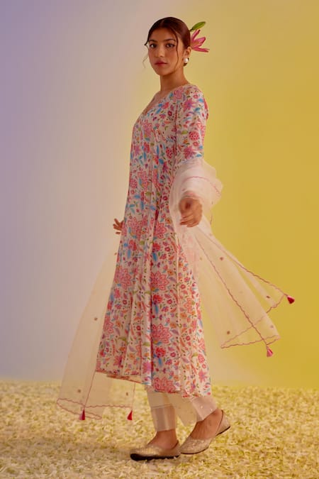 Label Mansi Nagdev Zahra Digital Print Kurta Trouser Set 