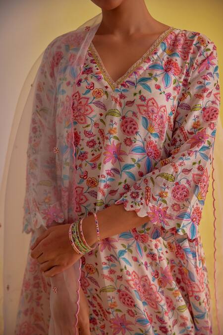 Buy Label Mansi Nagdev Ivory Chanderi, Cotton, Silk, Organza Zahra Digital Print Kurta Trouser Set Online at Aza Fashions Buy_Label Mansi Nagdev_Ivory Chanderi, Cotton, Silk, Organza Zahra Digital Print Kurta Trouser Set _Online_at_Aza_Fashions