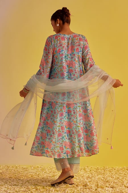 Shop Label Mansi Nagdev Blue Chanderi, Cotton, Organza Sequins V-neck Floral Printed Kurta Trouser Set at Aza Fashions Shop_Label Mansi Nagdev_Blue Chanderi, Cotton, Organza Sequins V-neck Floral Printed Kurta Trouser Set _at_Aza_Fashions