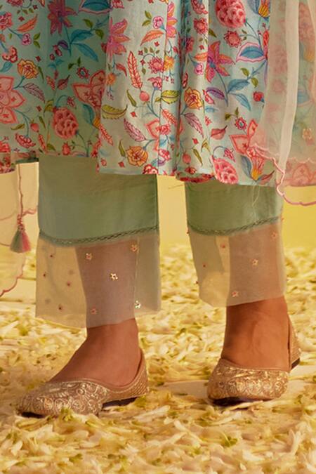 Label Mansi Nagdev Blue Chanderi, Cotton, Organza Sequins V-neck Floral Printed Kurta Trouser Set Online at Aza Fashions Label Mansi Nagdev_Blue Chanderi, Cotton, Organza Sequins V-neck Floral Printed Kurta Trouser Set _Online_at_Aza_Fashions