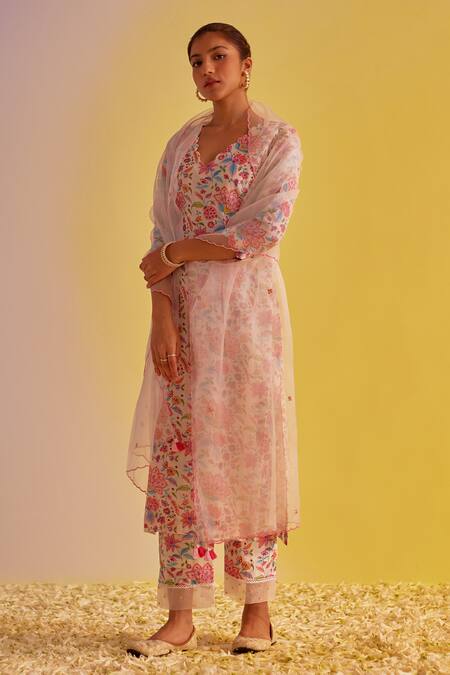 Shop Label Mansi Nagdev Ivory Chanderi, Organza Sequins, Embroidery V-neck Floral Printed Kurta Set Online at Aza Fashions Shop_Label Mansi Nagdev_Ivory Chanderi, Organza Sequins, Embroidery V-neck Floral Printed Kurta Set _Online_at_Aza_Fashions