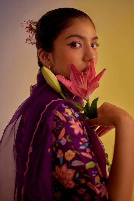 Label Mansi Nagdev Purple Chanderi Sequins V-neck Asma Straight Floral Print Kurta Trouser Set at Aza Fashions Label Mansi Nagdev_Purple Chanderi Sequins V-neck Asma Straight Floral Print Kurta Trouser Set _at_Aza_Fashions