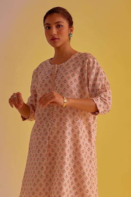 Shop_Label Mansi Nagdev_Pink Chanderi Embroidery Round Neck Zainab Digital Print Kurta Pant Set _Online_at_Aza_Fashions
