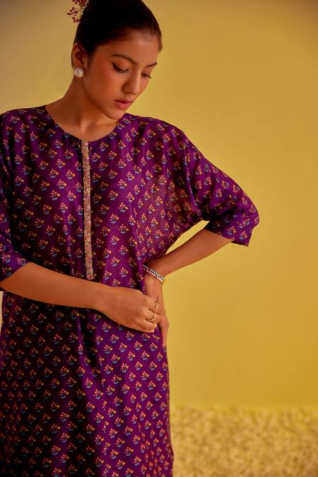 Shop Label Mansi Nagdev Purple Chanderi Embroidery Round Neck Zainab Floral Digital Print Kurta Pant Set Online at Aza Fashions Shop_Label Mansi Nagdev_Purple Chanderi Embroidery Round Neck Zainab Floral Digital Print Kurta Pant Set _Online_at_Aza_Fashions