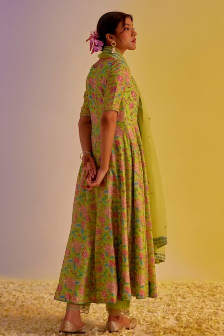 Label Mansi Nagdev Green Chanderi Embroidery Scoop Neck Floral Printed Anarkali Pant Set Online at Aza Fashions Label Mansi Nagdev_Green Chanderi Embroidery Scoop Neck Floral Printed Anarkali Pant Set _Online_at_Aza_Fashions