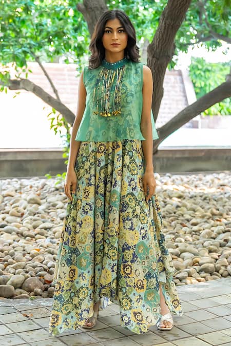Nikita Vishakha Sheer Cape With Floral Pattern Gown 