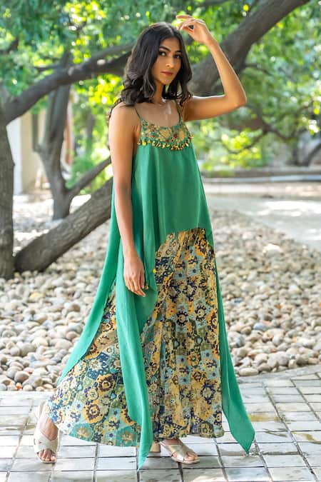 Buy_Nikita Vishakha_Green Organza, Silk Embroidery Round Asymmetric Top With Mosaic Pattern Pant _Online_at_Aza_Fashions