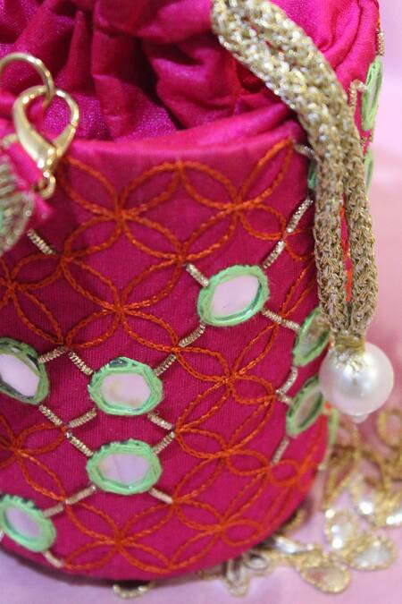 Buy_Feza Bags_Pink Mirror And Thread Juno Work Cylinder Bag _Online_at_Aza_Fashions