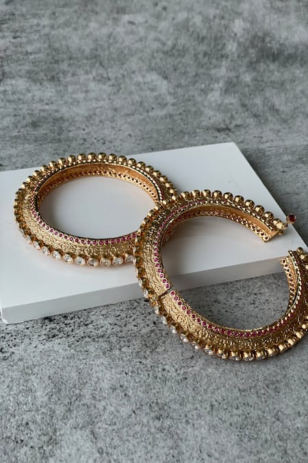 Studio6 Jewels White Imitation Diamonds Kundan Studded Bangle - Set Of 2 