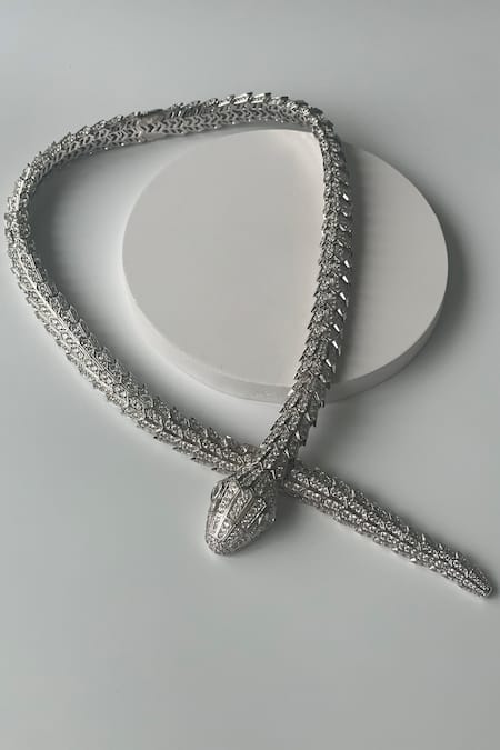 White gold Serpenti Viper Necklace with 0.63 ct Diamonds | Bulgari Official  Store