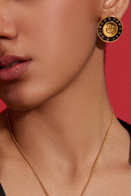 Aulerth X Shivan And Narresh Black Crystals Numisma Pendant Necklace Set Online at Aza Fashions Aulerth X Shivan And Narresh_Black Crystals Numisma Pendant Necklace Set _Online_at_Aza_Fashions