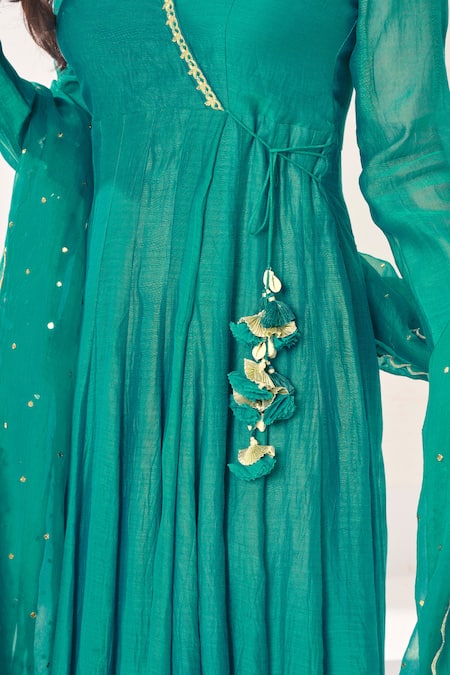 Buy Almaari By Pooja Patel Green Chanderi, Cotton Embroidery, Mirrors V-neck Pita Angrakha Anarkali Set Online at Aza Fashions Buy_Almaari By Pooja Patel_Green Chanderi, Cotton Embroidery, Mirrors V-neck Pita Angrakha Anarkali Set _Online_at_Aza_Fashions