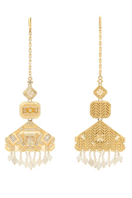 Shop Aulerth X JJ Valaya White Amelia Embellished Maangtikka at Aza Fashions Shop_Aulerth X JJ Valaya_White Amelia Embellished Maangtikka _at_Aza_Fashions