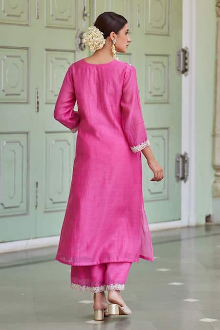 Shop Charu Makkar Fuchsia Cotton, Chanderi Embroidery V-neck Floral Kurta And Palazzo Set at Aza Fashions Shop_Charu Makkar_Fuchsia Cotton, Chanderi Embroidery V-neck Floral Kurta And Palazzo Set _at_Aza_Fashions