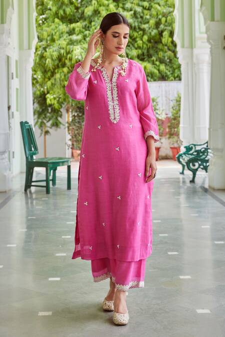 Charu Makkar_Fuchsia , , Floral Kurta And Palazzo Set _Online_at_Aza_Fashions