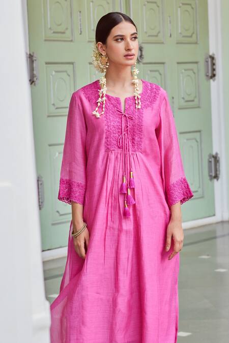 Buy_Charu Makkar_Fuchsia Cotton, Chanderi Embroidery Split V-neck Floral Kurta And Palazzo Set _Online_at_Aza_Fashions
