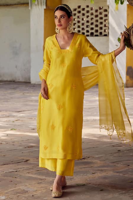 Charu Makkar Yellow Chanderi Silk Embroidered Floral Straight Kurta Palazzo Set 