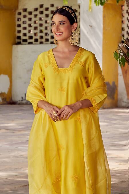 Charu Makkar Yellow Silk, Embroidery, Straight Floral Kurta Palazzo Set Online at Aza Fashions Charu Makkar_Yellow Silk, Embroidery, Straight Floral Kurta Palazzo Set _Online_at_Aza_Fashions