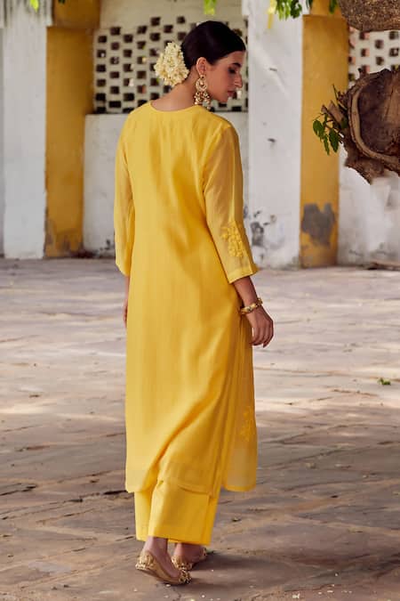 Charu Makkar Straight Floral Embroidered Kurta & Palazzo Set 