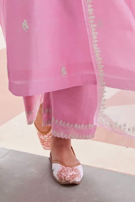 Shop_Charu Makkar_Pink Chanderi Silk Embroidery Split V-neck Floral Resham Kurta And Palazzo Set _Online_at_Aza_Fashions