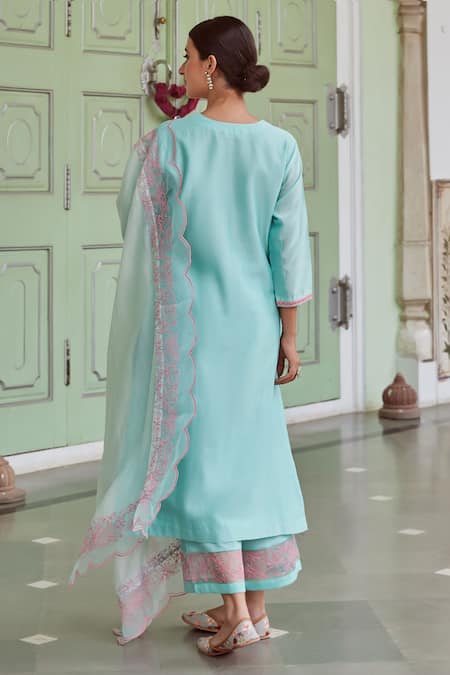 Charu Makkar Floral Embroidered Kurta & Pant Set 