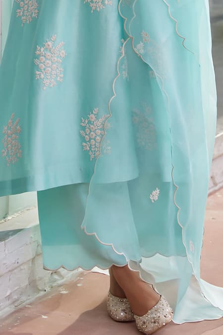 Charu Makkar Blue Chanderi Silk Embroidery V-neck Floral Kurta And Palazzo Set Online at Aza Fashions Charu Makkar_Blue Chanderi Silk Embroidery V-neck Floral Kurta And Palazzo Set _Online_at_Aza_Fashions