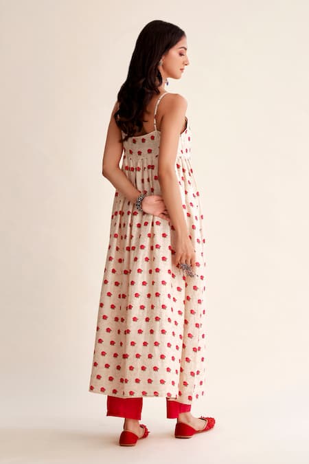 Shop Roze Red Chanderi, Chiffon Embroidery Round Khushbu Floral Print Anarkali Pant Set at Aza Fashions Shop_Roze_Red Chanderi, Chiffon Embroidery Round Khushbu Floral Print Anarkali Pant Set _at_Aza_Fashions