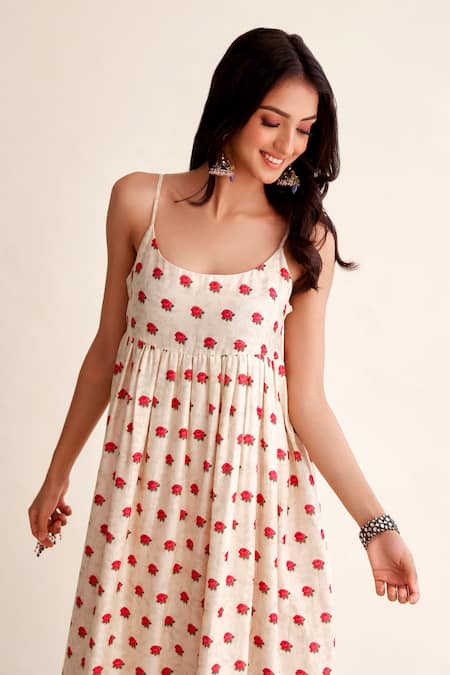 Shop Roze Red Chanderi, Chiffon Embroidery Round Khushbu Floral Print Anarkali Pant Set Online at Aza Fashions Shop_Roze_Red Chanderi, Chiffon Embroidery Round Khushbu Floral Print Anarkali Pant Set _Online_at_Aza_Fashions