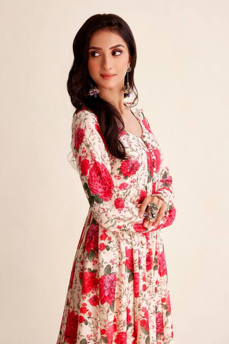 Roze Red Chanderi, Organza Embroidery Round Khwaab Blossom Print Anarkali Pant Set at Aza Fashions Roze_Red Chanderi, Organza Embroidery Round Khwaab Blossom Print Anarkali Pant Set_at_Aza_Fashions