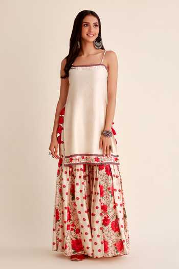 Roze_Red Chanderi, Organza Embroidery Mahfil Floral Print Gharara Kurta Set _Online_at_Aza_Fashions
