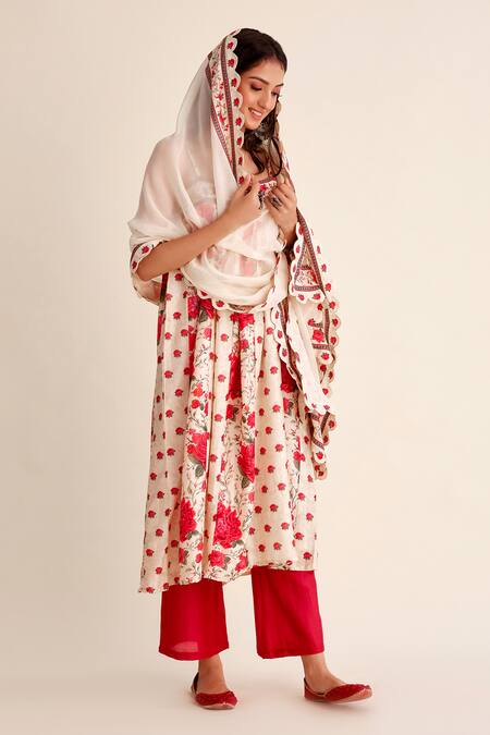 Buy Roze Red Chanderi, Organza Embroidery Round Neck Mehak Blossom Print Kurta Pant Set Online at Aza Fashions Buy_Roze_Red Chanderi, Organza Embroidery Round Neck Mehak Blossom Print Kurta Pant Set _Online_at_Aza_Fashions