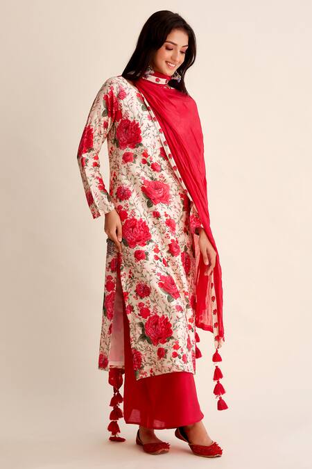 Roze Red Chanderi Keyhole Neck Roshan Floral Blossom Print Kurta Pant Set at Aza Fashions Roze_Red Chanderi Keyhole Neck Roshan Floral Blossom Print Kurta Pant Set_at_Aza_Fashions