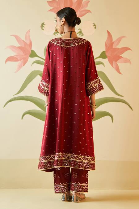 Buy Angad Singh Maroon Satin, Silk, Crepe Embroidery, Mirrors V-neck Zari Choga Pant Set Buy_Angad Singh_Maroon Satin, Silk, Crepe Embroidery, Mirrors V-neck Zari Choga Pant Set
