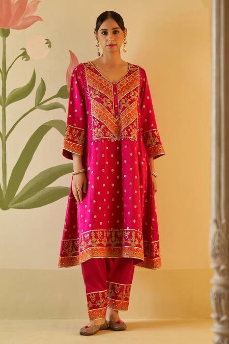 Angad Singh_Pink Silk, Crepe Embroidery V-neck Floral Choga Pant Set _Online_at_Aza_Fashions
