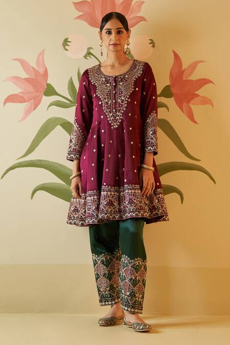 Buy Angad Singh Wine Silk, Crepe Embroidery Round Neck Gota Patti Anarkali Set Buy_Angad Singh_Wine Silk, Crepe Embroidery Round Neck Gota Patti Anarkali Set