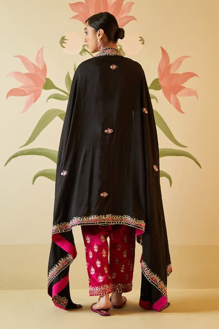 Angad Singh Thread Embroidered Anarkali Set 