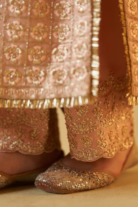 Shop Angad Singh Peach Tissue, Crepe Zari, Embroidery V-neck Zardozi Kurta Pant Set Online at Aza Fashions Shop_Angad Singh_Peach Tissue, Crepe Zari, Embroidery V-neck Zardozi Kurta Pant Set _Online_at_Aza_Fashions