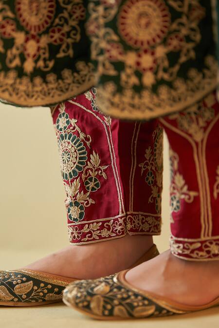 Shop Angad Singh Green Silk, Crepe Embroidery, Zari Round Neck Floral Thread Kurta Pant Set Online at Aza Fashions Shop_Angad Singh_Green Silk, Crepe Embroidery, Zari Round Neck Floral Thread Kurta Pant Set _Online_at_Aza_Fashions