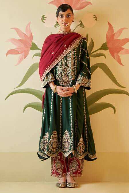 Angad Singh Green Silk, Crepe Embroidery, Zari Round Neck Floral Thread Kurta Pant Set at Aza Fashions Angad Singh_Green Silk, Crepe Embroidery, Zari Round Neck Floral Thread Kurta Pant Set _at_Aza_Fashions