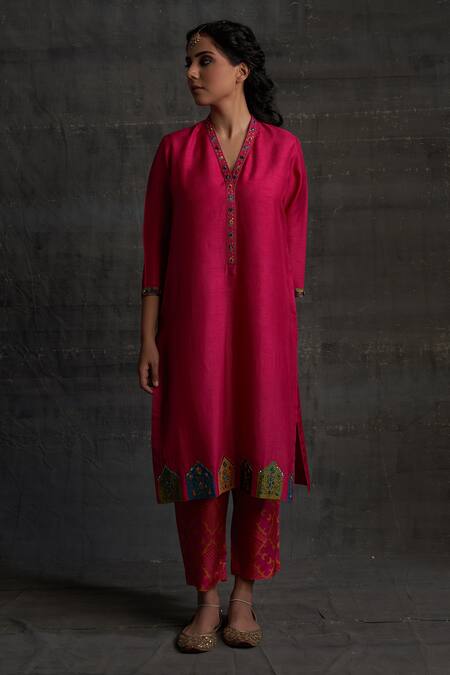 Buy_BO Tree_Pink Silk Sequins, Embroidery V-neck Jannat Kurta Pant Set_Online_at_Aza_Fashions