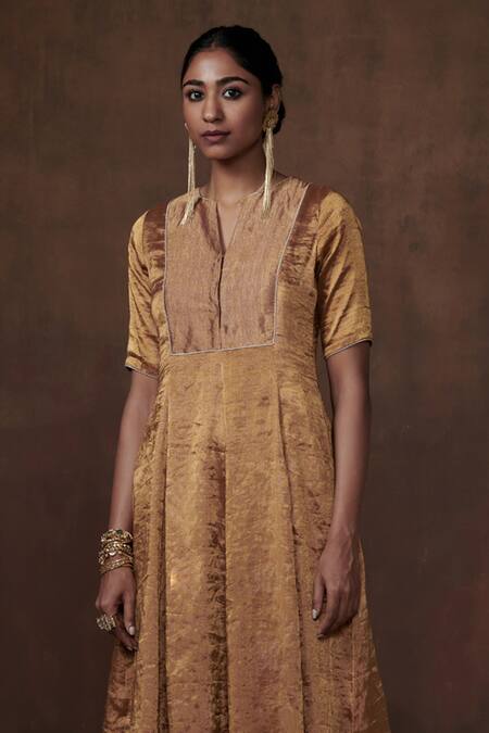 Buy Dressfolk Gold Tissue Mandarin Collar Solid Anarkali Set With Pant Online at Aza Fashions Buy_Dressfolk_Gold Tissue Mandarin Collar Solid Anarkali Set With Pant_Online_at_Aza_Fashions