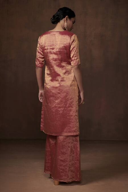 Shop Dressfolk Brown Tissue V-neck Solid Kurta Set With Pant at Aza Fashions Shop_Dressfolk_Brown Tissue V-neck Solid Kurta Set With Pant_at_Aza_Fashions