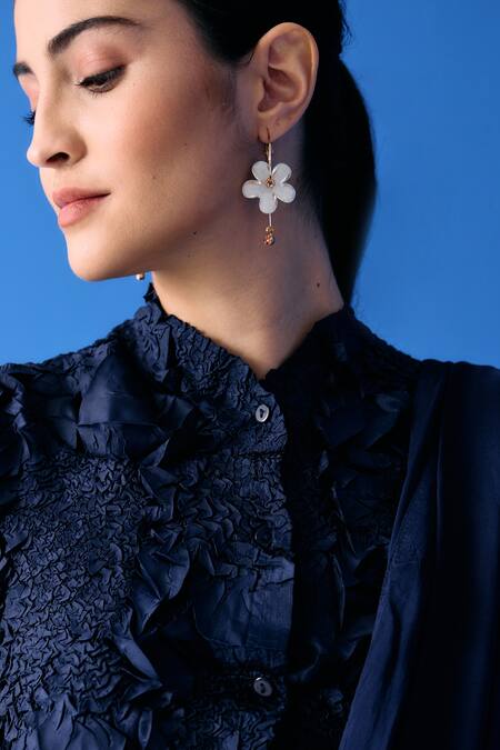 Shop Pleats By Aruni Black Chiffon Embroidery Dual Toned Pre-draped Saree Online at Aza Fashions Shop_Pleats By Aruni_Black Chiffon Embroidery Dual Toned Pre-draped Saree_Online_at_Aza_Fashions