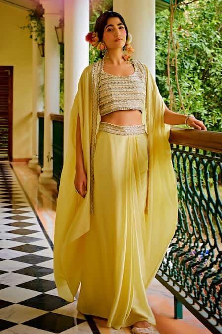 1999ad By Amita & Deepak Yellow Organza Beads, Zari Round Neck, Open Embroidered Skirt Set With Jacket