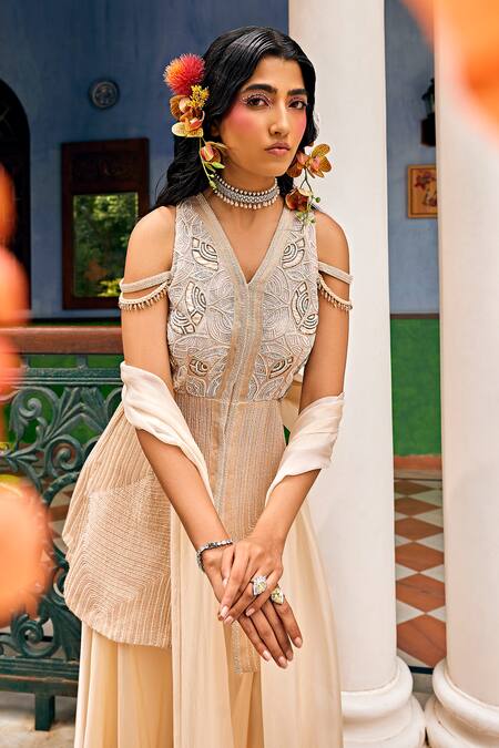 Buy 1999ad By Amita & Deepak Cream Organza Pearls, Cut Work V-neck Embroidered Kurta Sharara Set Buy_1999ad By Amita & Deepak_Cream Organza Pearls, Cut Work V-neck Embroidered Kurta Sharara Set