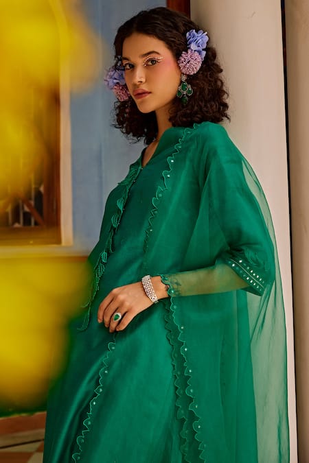 Buy 1999ad By Amita & Deepak Green Chanderi Embroidery, Zari V-neck Kurta Pant Set Online at Aza Fashions Buy_1999ad By Amita & Deepak_Green Chanderi Embroidery, Zari V-neck Kurta Pant Set _Online_at_Aza_Fashions