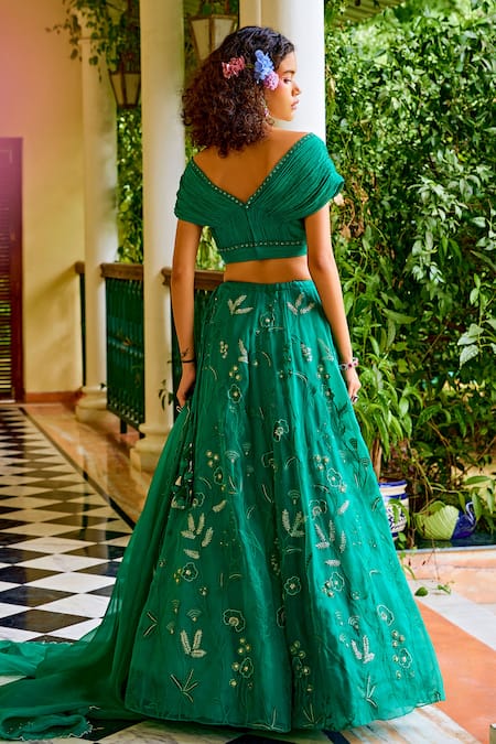 Lehengas - Buy Latest Indian Lehengas for Women Online | KALKI Fashion